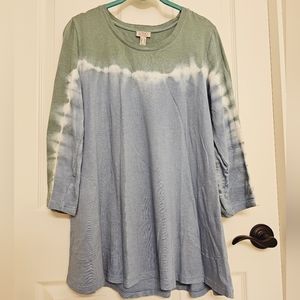 LOGO- Tunic length shirt- Small